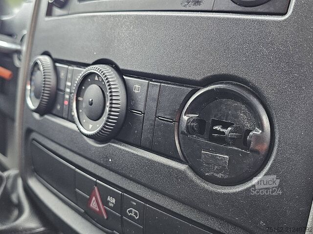 Suitcase MERCEDES-BENZ SPRINTER 514 Bakwagen Laadklep!