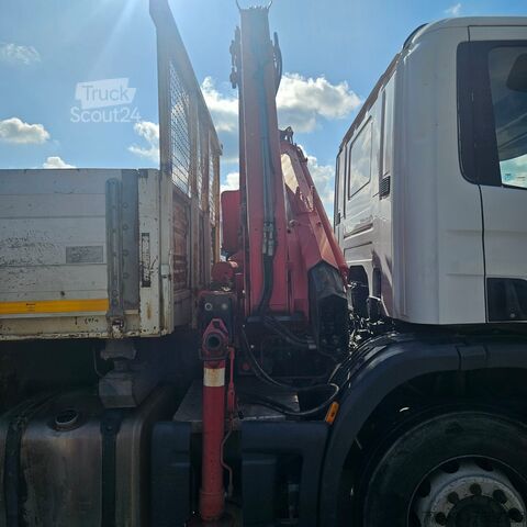žerjav na tovornjaku SCANIA P270 DB4X2