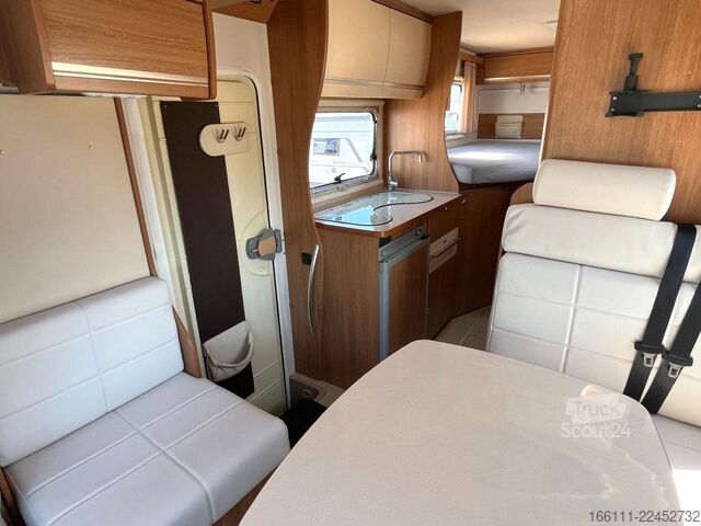 Autocaravana semi-integrada EURAMOBIL Profila T 650 EB - Hub/Einzelbetten - Klima -