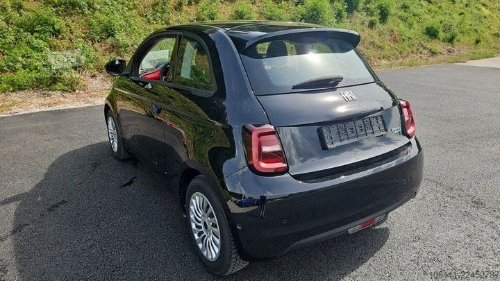 Bestelwagen FIAT 500 e Red Paket Komfort