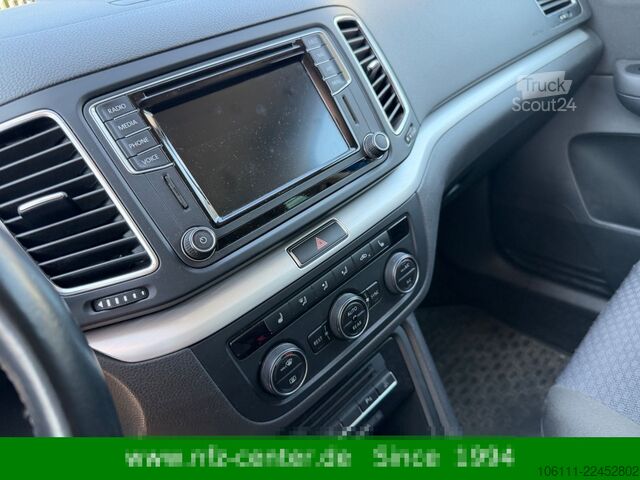 Microbuz VW Sharan Comfortline BMT/Start-Stopp DSG 2,0TDI