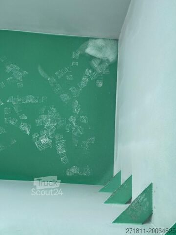 Hákový kontejner CONTENITORE NUOVO NON SCARRABILE A CIELO APERTO