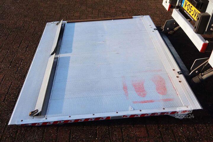 Hűtött tok Iveco Daily 35C16 Carrier Xarios 350 Koel+Vries+verwa...