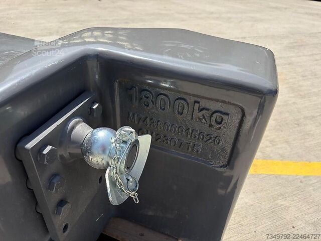Peça sobressalente Fendt Frontgewicht 1800kg