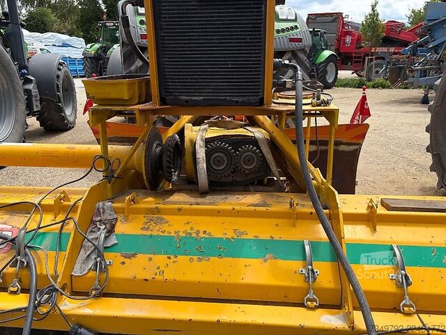 Celmu frēze Rumpstad FH 4x75 - RSF 2000 **Getriebeschaden**