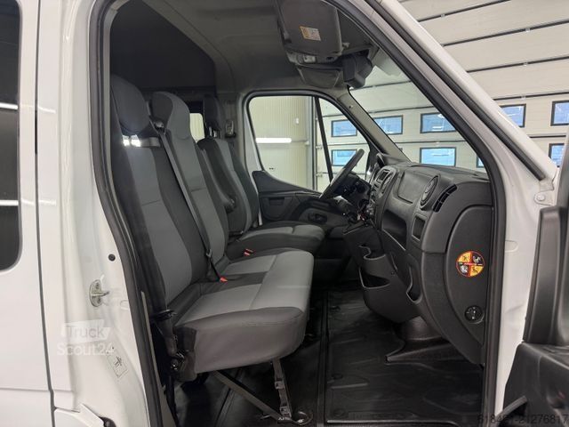 Duba panelată RENAULT MASTER L2H2 7 seats + ahk+ new service + camera