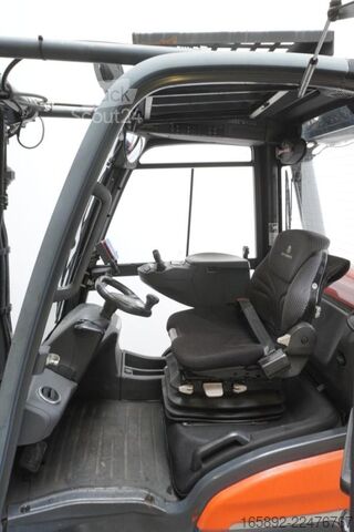 Viljuškar Linde H 35 T 1202