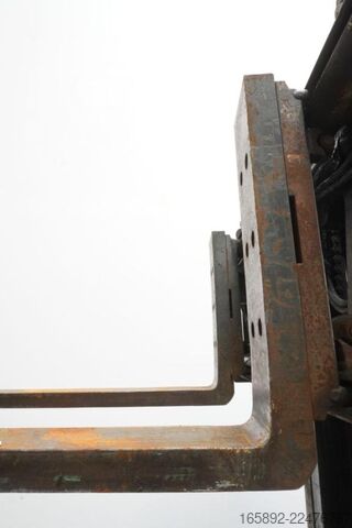 Viljuškar Linde H 35 T 1202