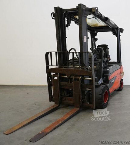 Viljuškar Linde E 35 RL 387