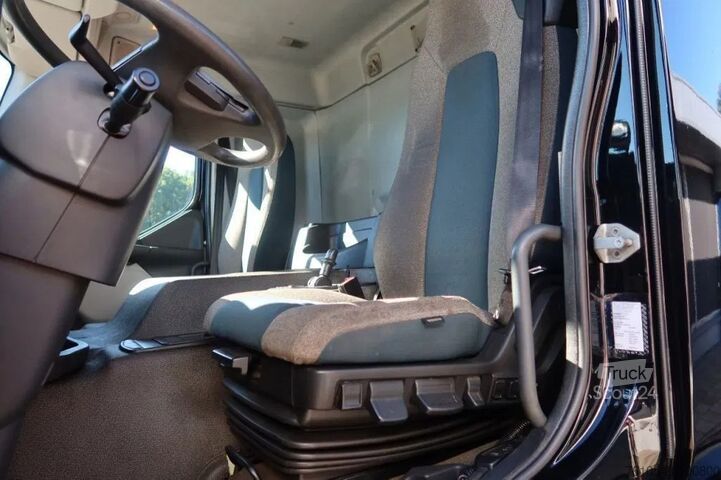 Box body Volvo FE 250 FE 250 Bak + klep E6