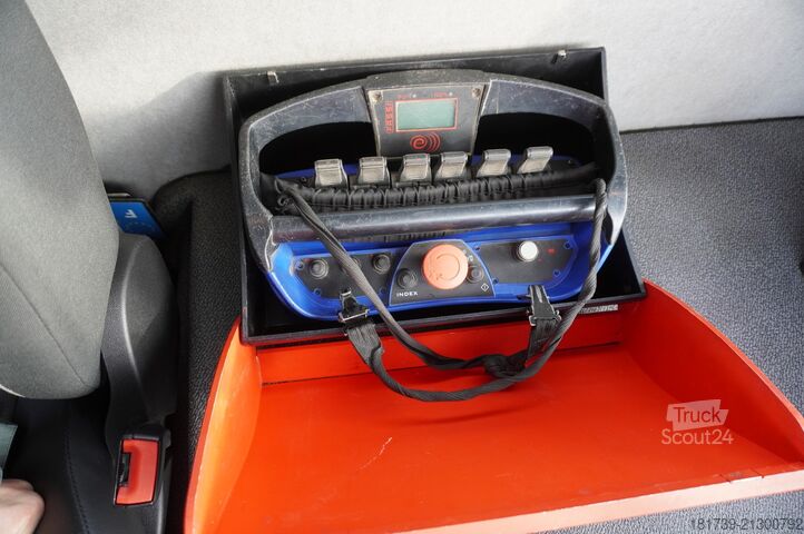 Platforma z HDS MAN TGS 26.420 6x4 / Fassi F215A.2.24