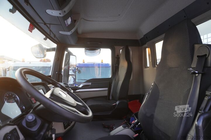 Platforma z HDS MAN TGS 26.420 6x4 / Fassi F215A.2.24