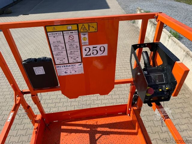 Piattaforma di lavoro JLG R4045