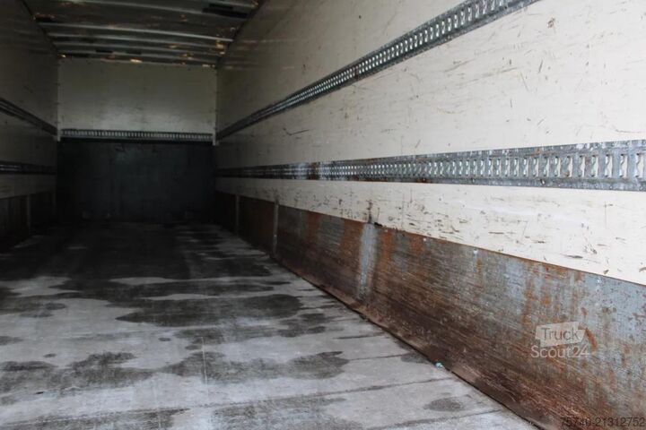 Bavul Iveco Eurocargo 160e25 + lift + euro 6