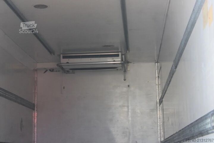 Transport chłodniczy/mrożony MAN TGM 18.280 + EURO 4 + LIFT + 18T