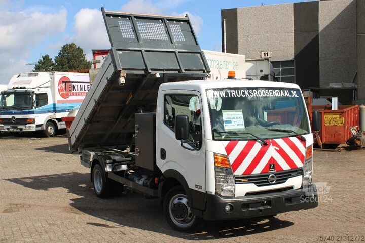 Volquete Nissan 45.13 + EURO 4 + C patent + tipper + MANUAL
