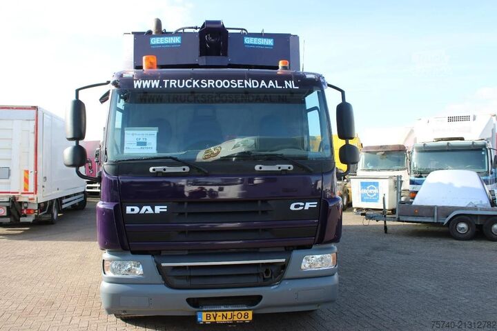 Çöp toplama aracı DAF CF 75 .250 + euro 5 + 6X2