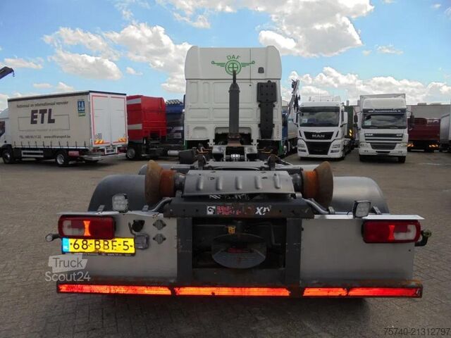 Hook arm system DAF XF 105.460 + Euro 5 + Hook system + Manual