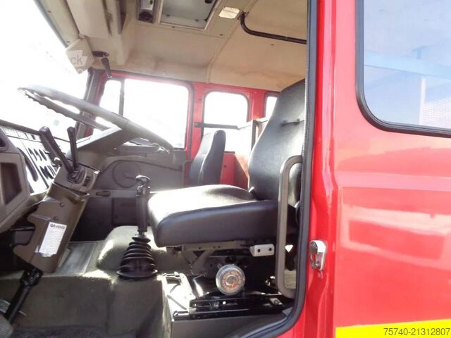 Voiture de pompier Iveco 135-17 Manual + Firetruck