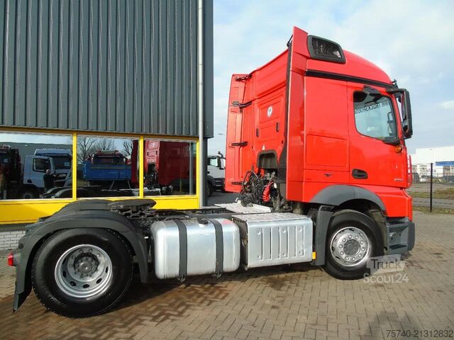 Standaard trekker Mercedes-Benz Actros 1933 + SPOILER