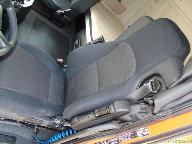 Standaard trekker Mercedes-Benz Actros 1933 + SPOILER