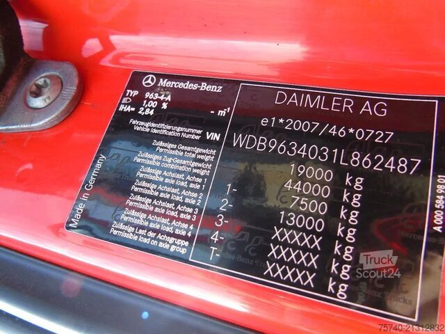 Standard-SZM Mercedes-Benz Actros 1933 + SPOILER