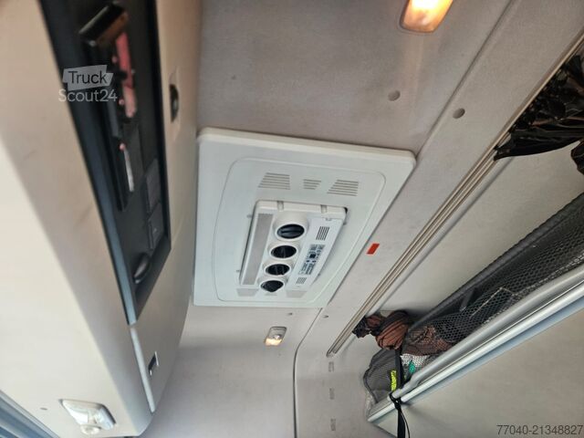 Standardni vlačilec DAF XF 530 FT Space Cab