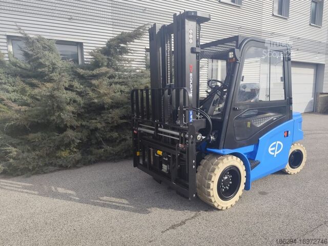 Frontgaffeltruck EP CPD50L1 NEUMASCHINE