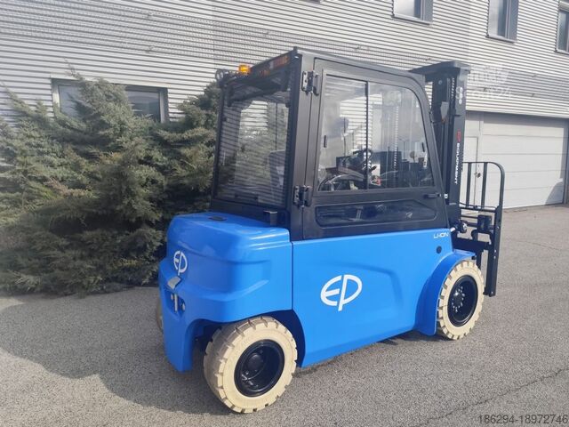 Frontgaffeltruck EP CPD50L1 NEUMASCHINE