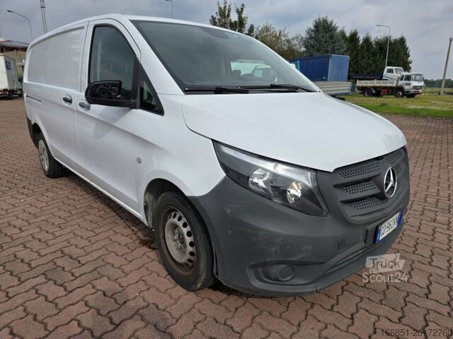 Fourgonnette compacte Mercedes-Benz Vito