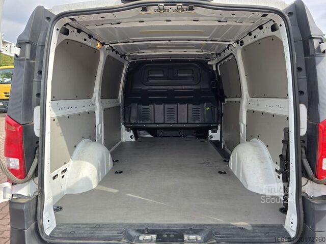 Fourgonnette compacte Mercedes-Benz Vito