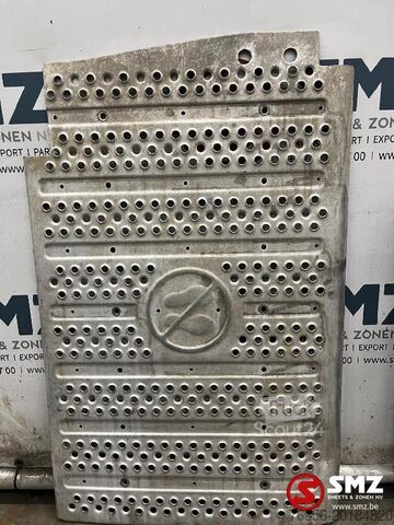 Chassis part Mercedes Occ set bordesplaten + afdekplaat catalysator Merc
