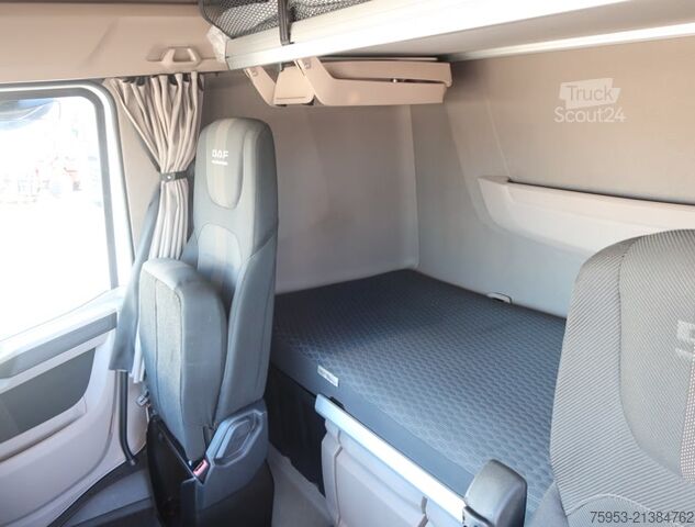 Standarta vilcējs DAF XG 530 Intarder Multihydraulik Navi Standklima