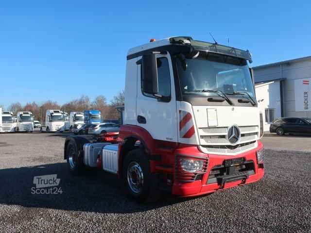 Standardowy ciągnik siodłowy Mercedes Benz 1840 LS Actros Hydraulik M-Haus