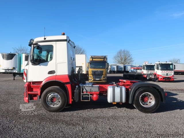 Standardowy ciągnik siodłowy Mercedes Benz 1840 LS Actros Hydraulik M-Haus