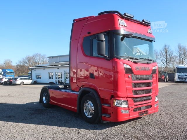 Standarta vilcējs Scania S 540 Full Air Standklima LED Alcoa Lampenbügel