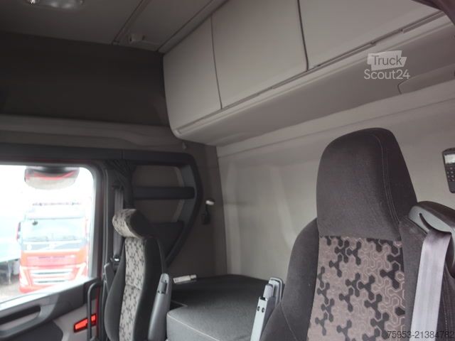 Standarta vilcējs Scania S 540 Full Air Standklima LED Alcoa Lampenbügel