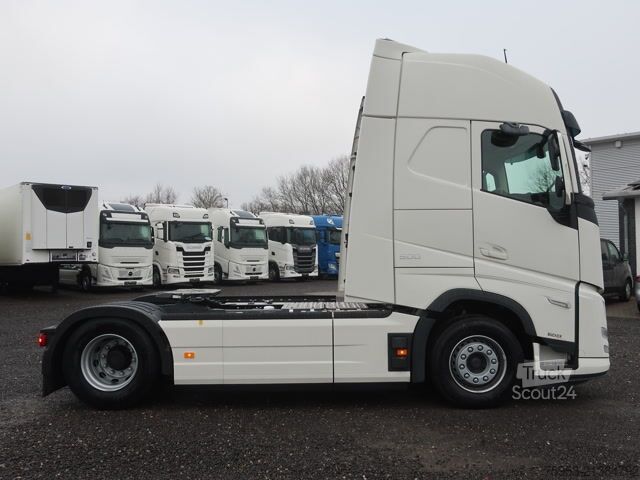 Standarta vilcējs Volvo FH 500 Aero Euro 6 Globetrotter XL Leder Mikrowell