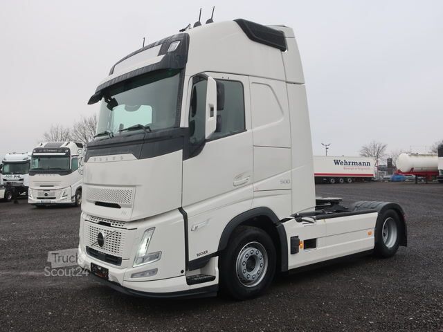 Standarta vilcējs Volvo FH 500 Aero Euro 6 Globetrotter XL Leder Mikrowell