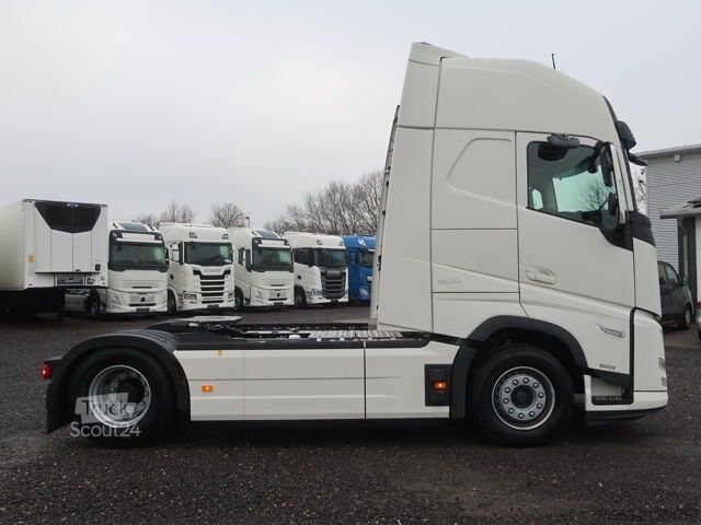 Standardowy ciągnik siodłowy Volvo FH 500 Aero Euro 6 Globetrotter XL Leder Mikrowell