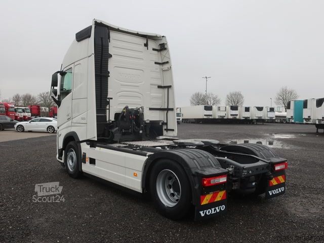 Standarta vilcējs Volvo FH 500 Aero Euro 6 Globetrotter XL Leder Mikrowell