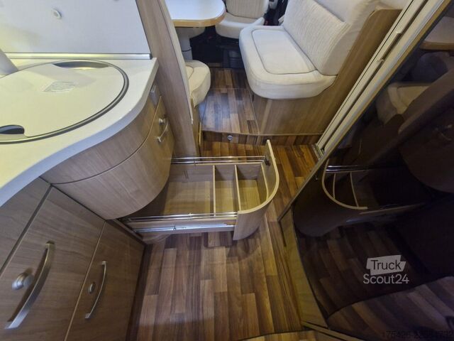 Halvintegrerad husbil HYMER/ERIBA Tramp CL 554 * Komfort-Line Paket*SAT+TV*