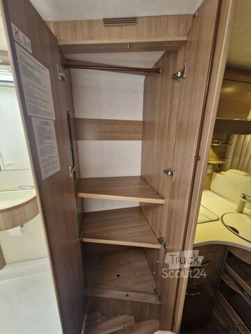 Halvintegrerad husbil HYMER/ERIBA Tramp CL 554 * Komfort-Line Paket*SAT+TV*