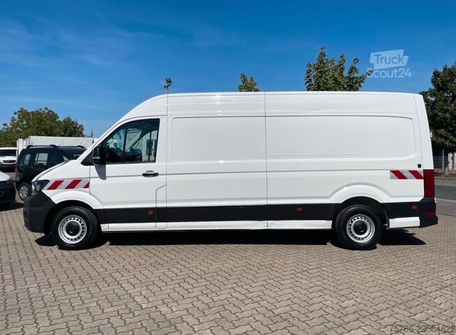 Фургон с высокой крышей VW Crafter 35 Maxi KA/ FWD/ AC/ PDC/ Navi/ AHK 3.0t