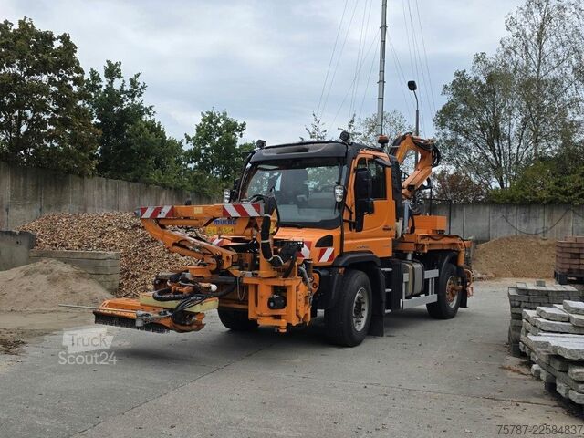 Speciale doeleinden vrachtwagen UNIMOG U427L mit Mulag MFK500 & MHU+Aebis Schmidt Strat