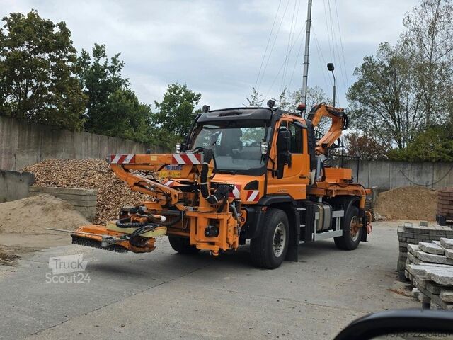 Speciale doeleinden vrachtwagen UNIMOG U427L mit Mulag MFK500 & MHU+Aebis Schmidt Strat