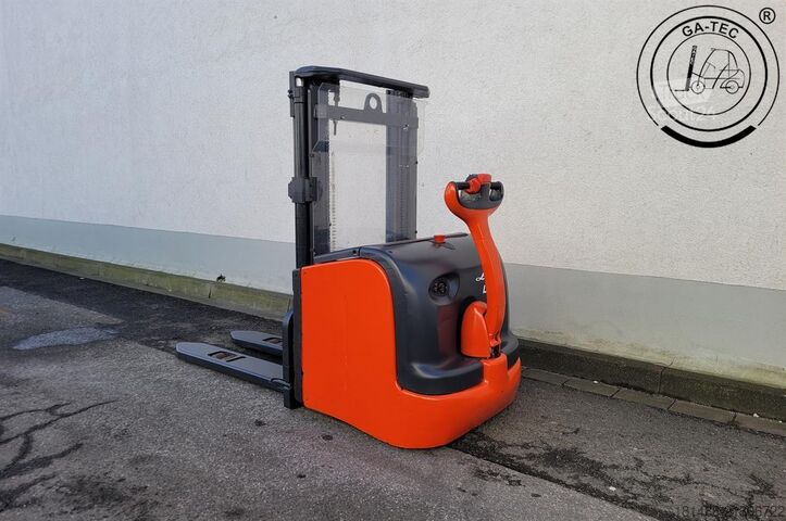 Manuālā krautuva Linde L14