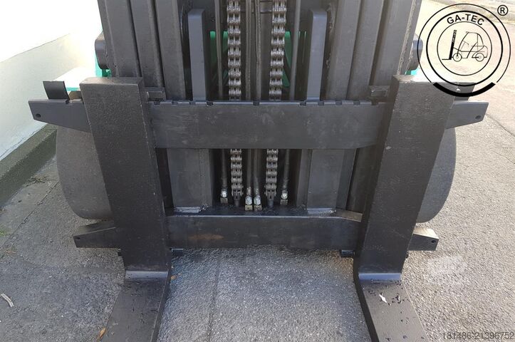 LPG'li forkliftler Mitsubishi FGC70K-STC