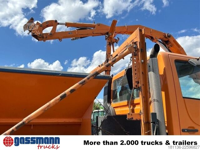 Erikoiskäyttöinen kuorma-auto Unimog U 300 4x4, Kommunalhydraulik, Zapfwelle