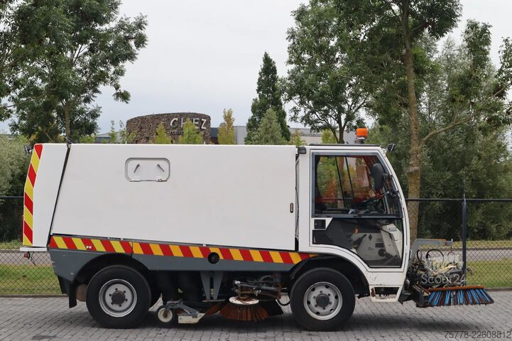 підмітальна машина AEBI MFH 5000 | FRONT BRUSH | 1.000 L TANK | SWEEPER